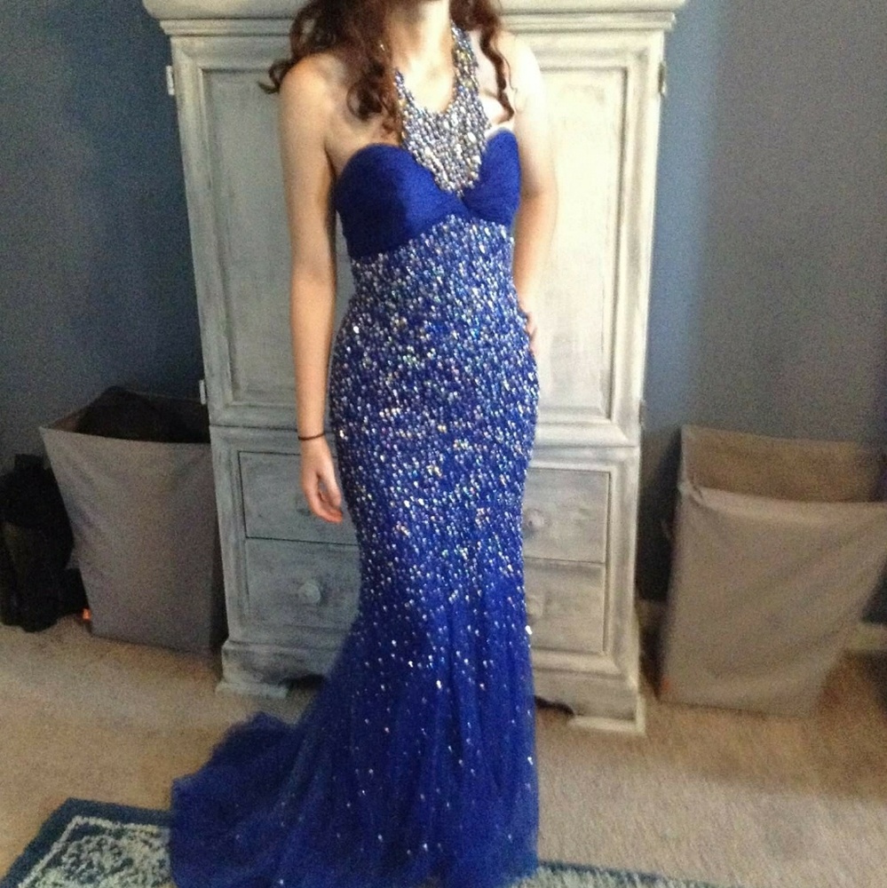 Size 2 Jovani Royal blue slender gown